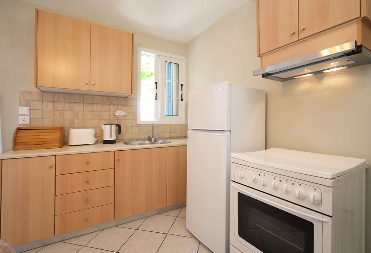 Porto-Fiscardo-Zavalata-Apartments-Nikis-Studio-Kitchen